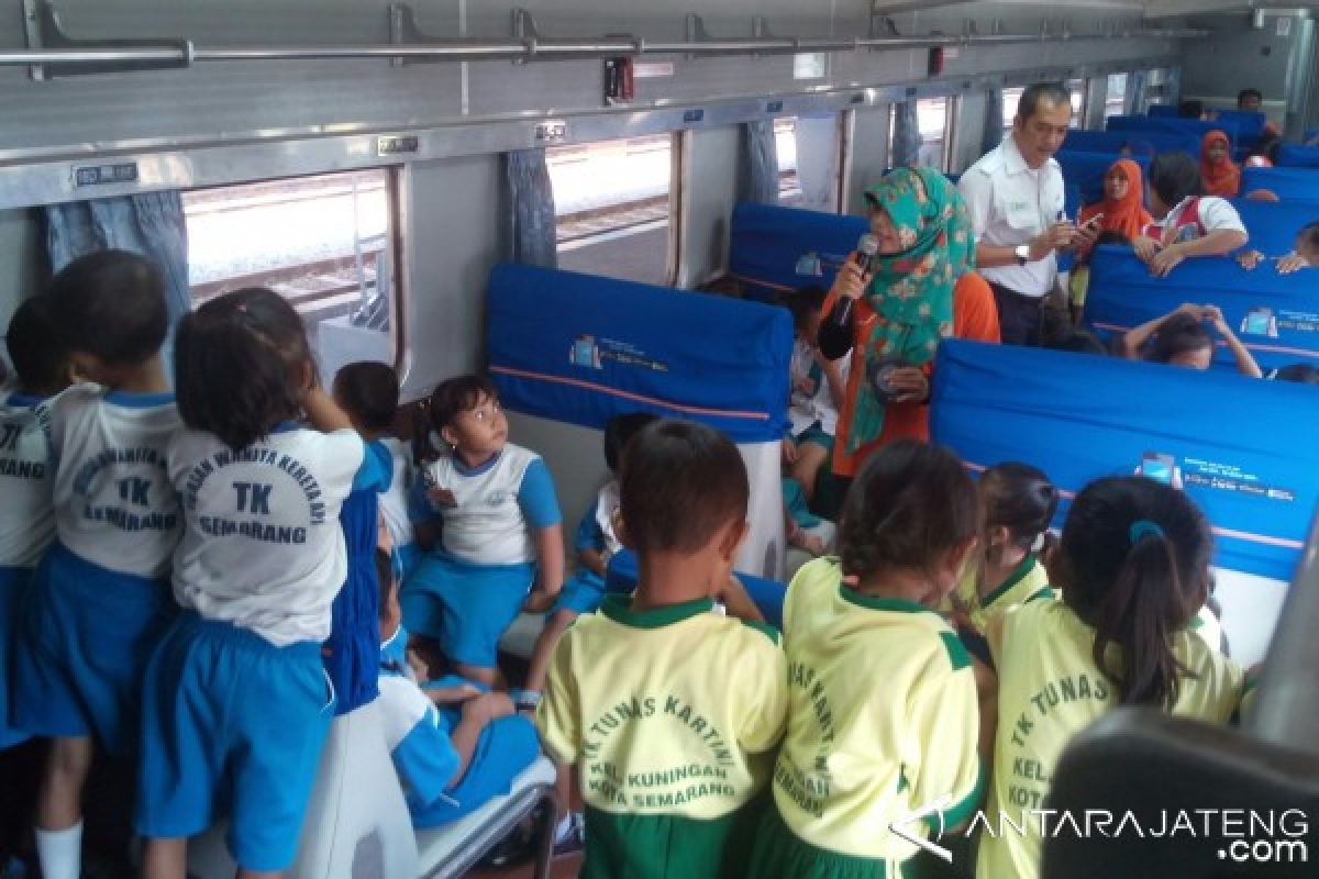 Ini Cara KAI Ajak Anak-anak Mencintai Kereta Api