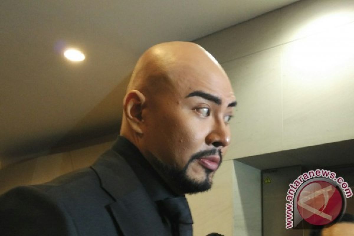 Deddy Corbuzier biasakan anak berdiskusi soal medsos