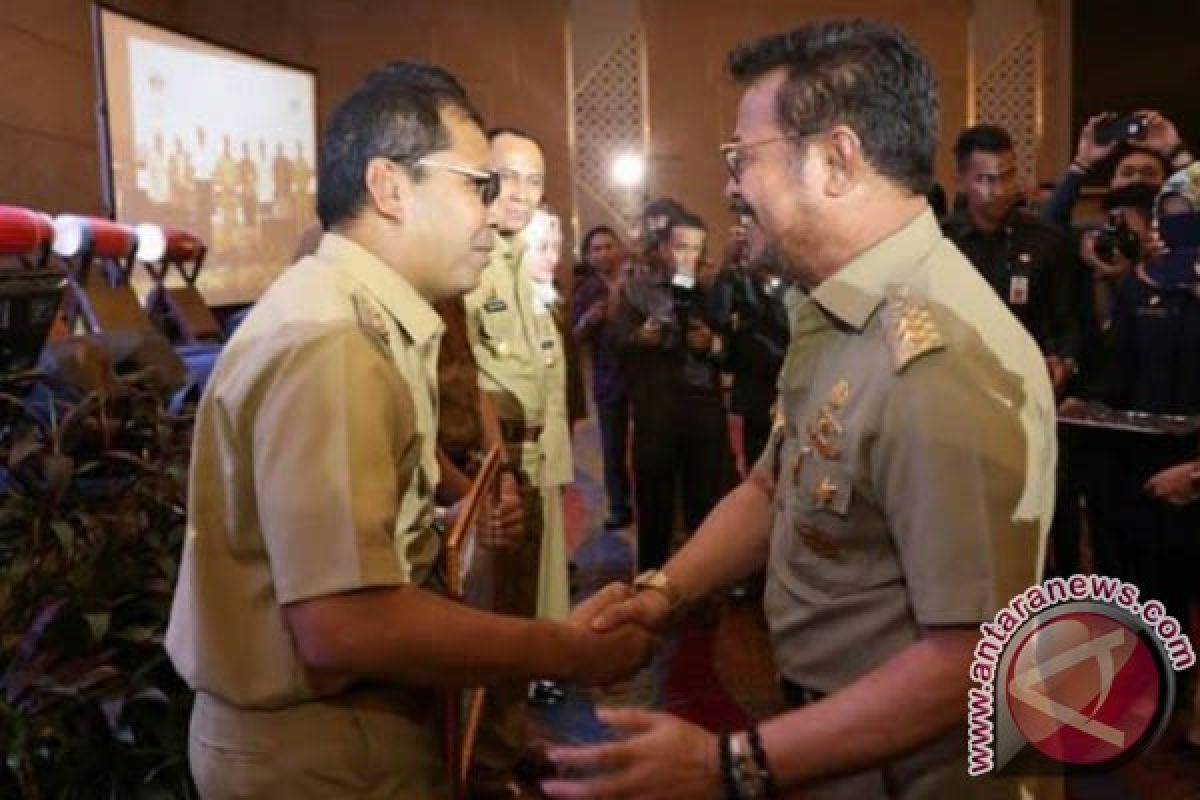 Pemkot Makassar Raih Penghargaan Penyusunan RKPD Terbaik 