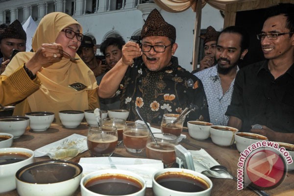 Netty Heryawan ingin perempuan Jabar berdaya