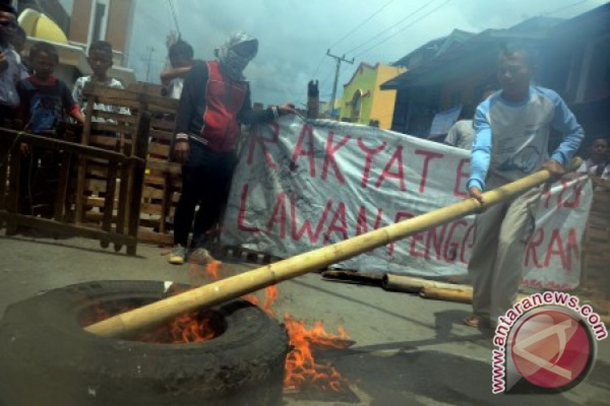 TOLAK PENGGUSURAN SUSULAN