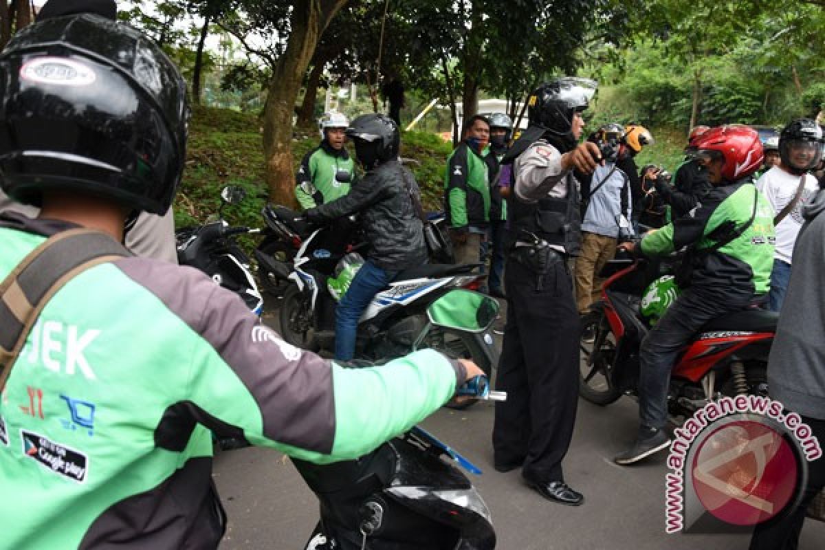 GO-JEK berencana tambah halte bagi pengemudi