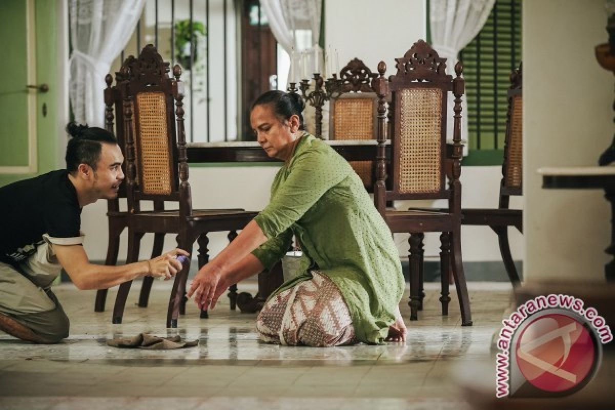 Christine Hakim Mendalami Peran, Demi Tanggung Jawab Moral