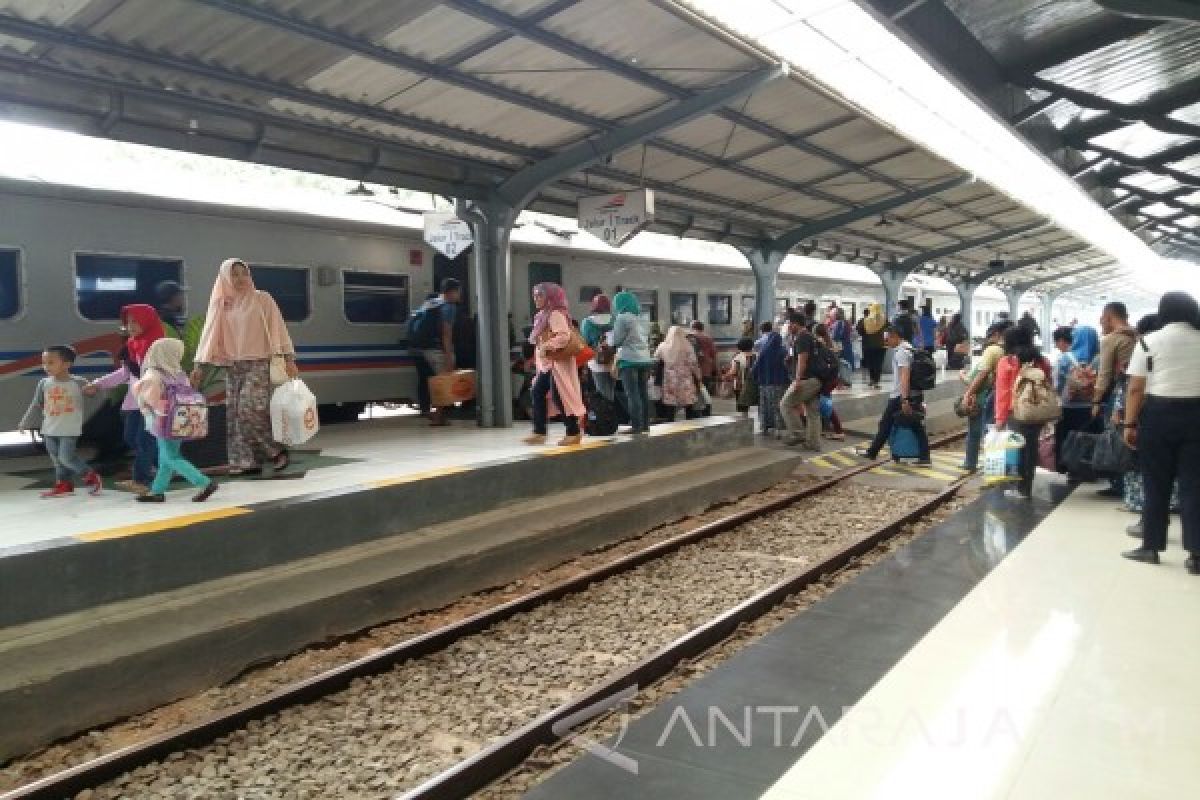 Tidak Ada KA Tambahan Lebaran di Daop Jember