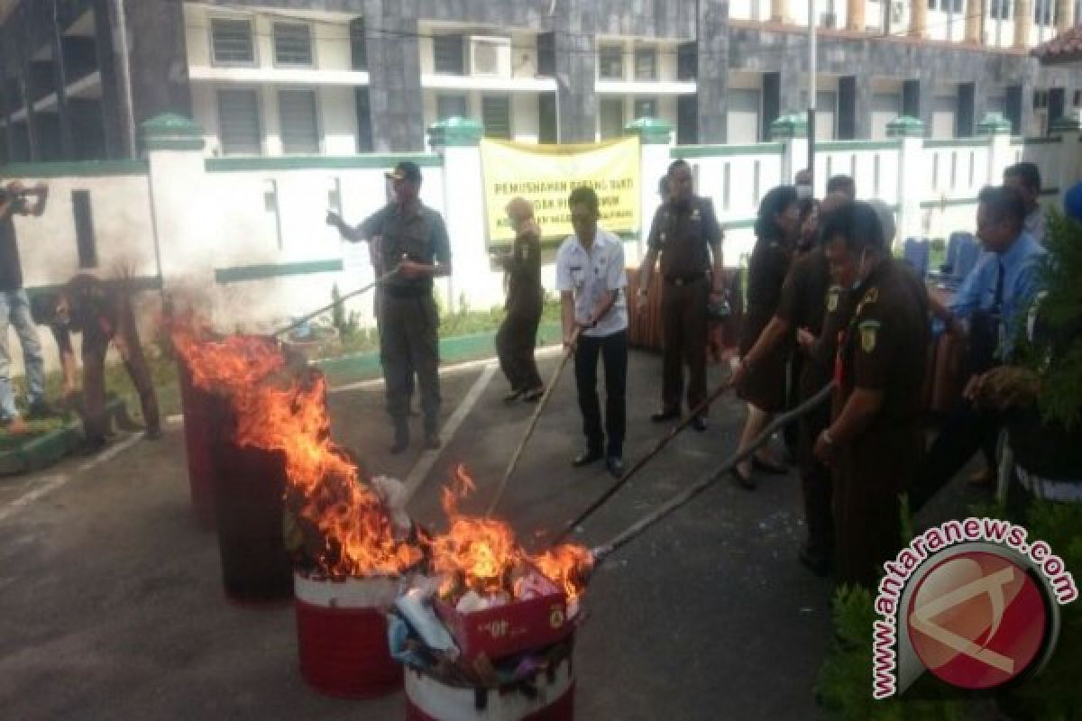 Kejari Pangkalpinang Musnahkan Barang Bukti Narkoba