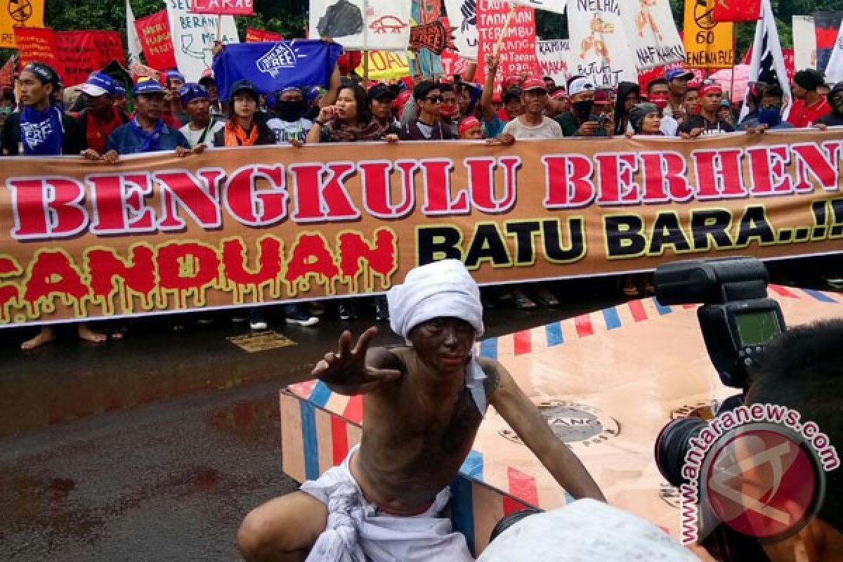 Warga Bengkulu Datangi KPK Protes PLTU Batubara