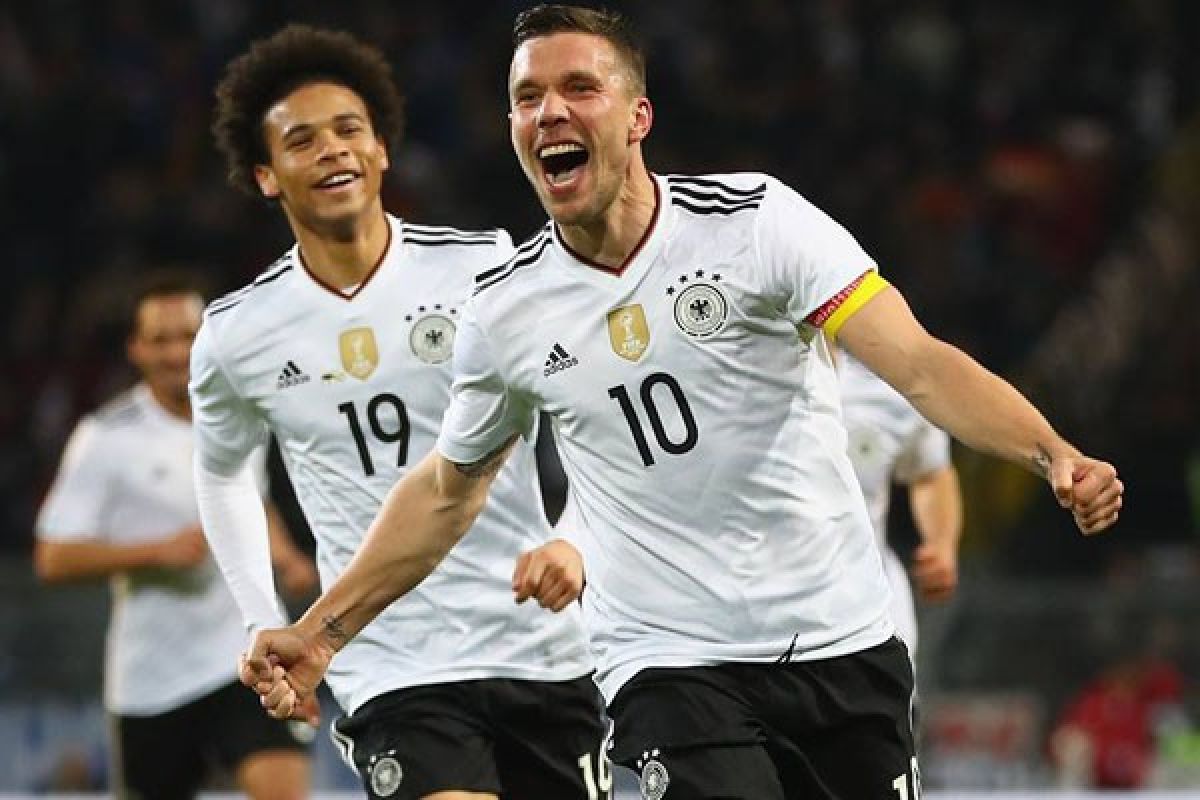 Podolski Tutup Karier Dengan Cetak Gol Penentu Kemenangan Jerman vs Inggris