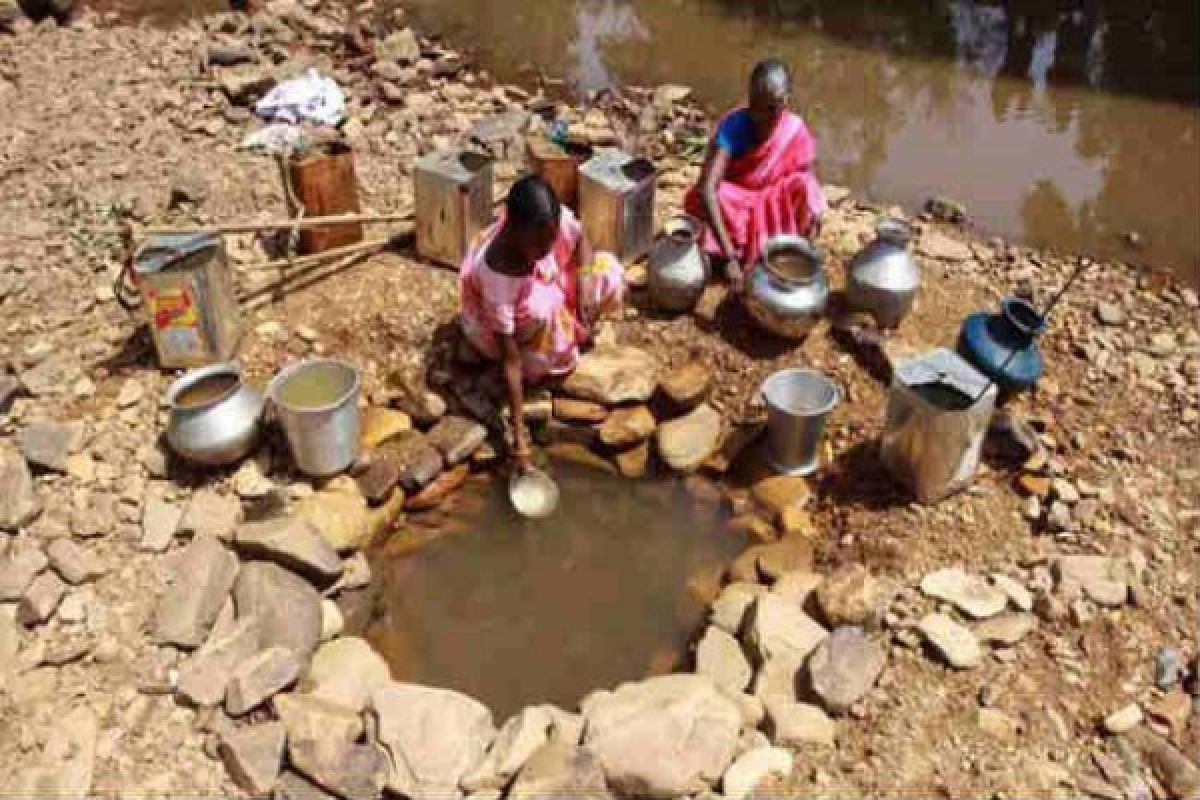 EARTH WIRE -- 76 mln people in India have no access to safe water: Report