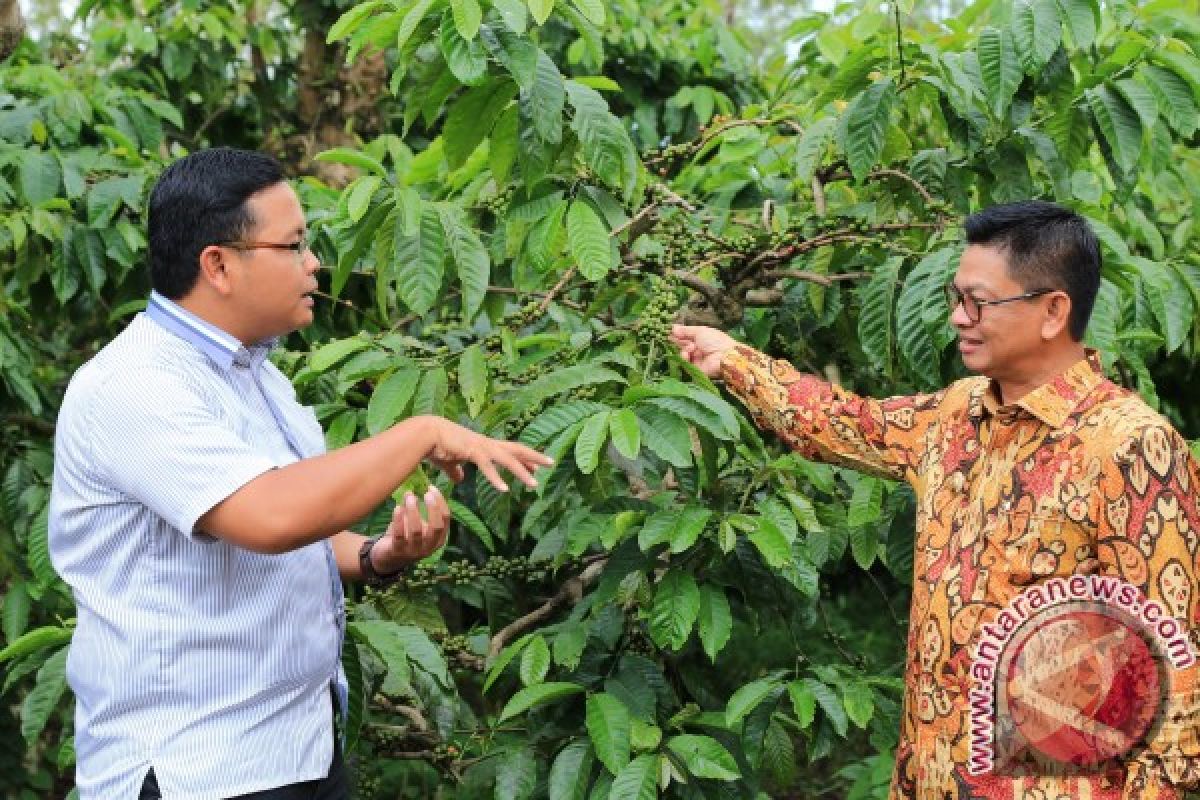 Dari Kegiatan Roadshow Gubernur ke Akademi TNI dan Kepolisian RI (5 - habis)---Ke Candi Songo dan Kampoeng Kopi Banaran, Ajak ASN Manfaatkan Potensi Wisata