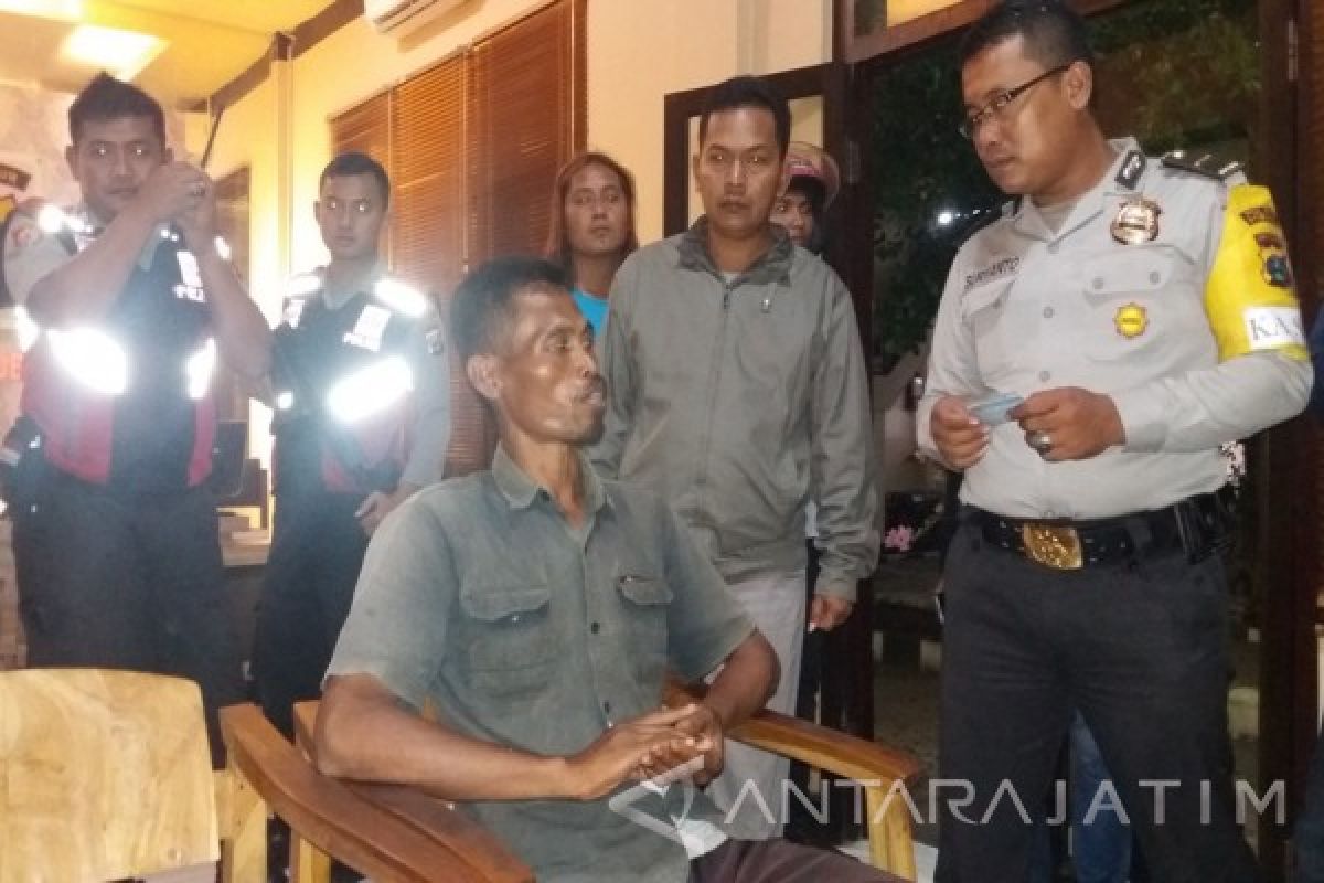 Polres Situbondo Amankan Pria Gangguan Jiwa yang Nyaris Dihakimi Warga