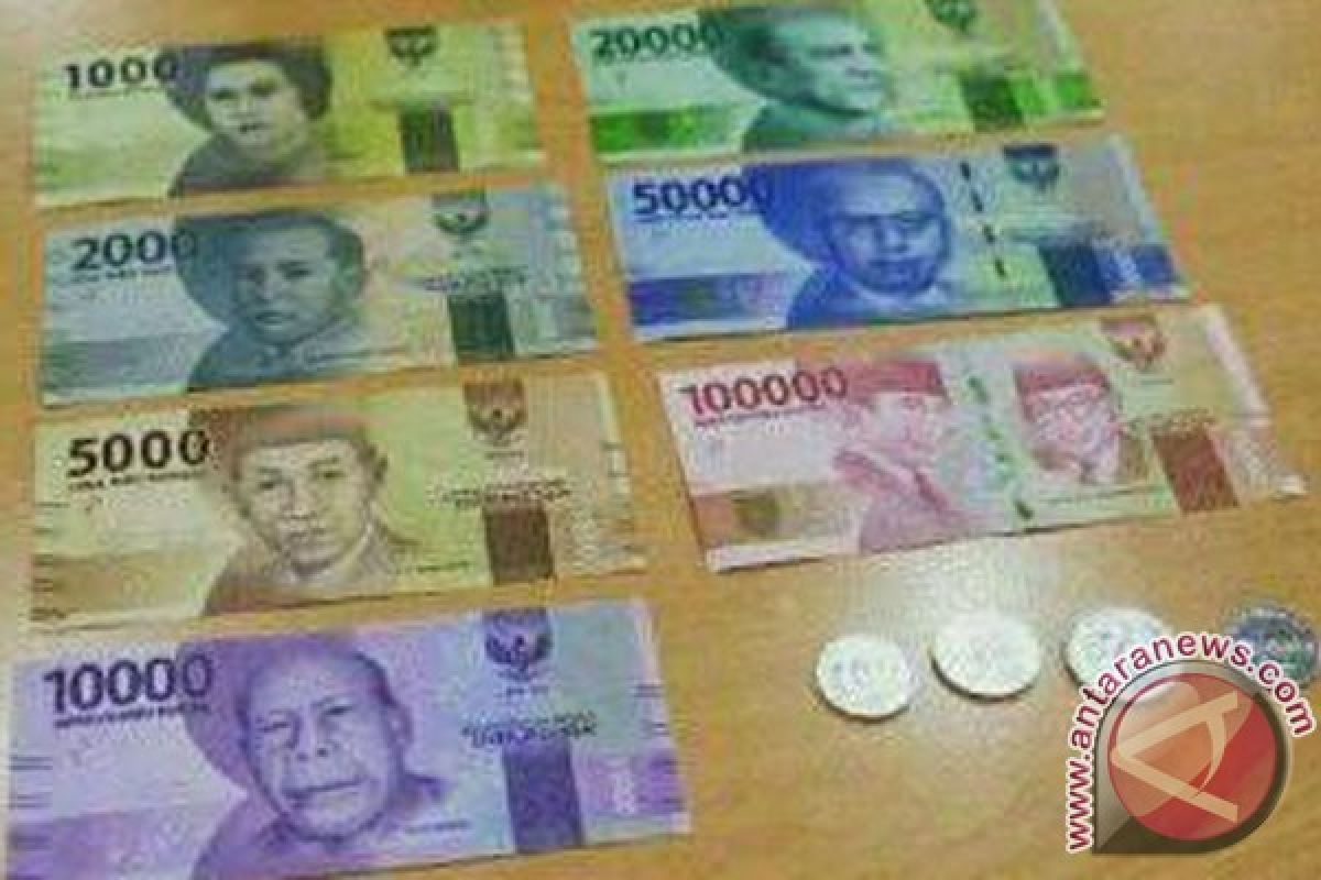 Rupiah Senin sore bergerak menguat ke Rp13.302