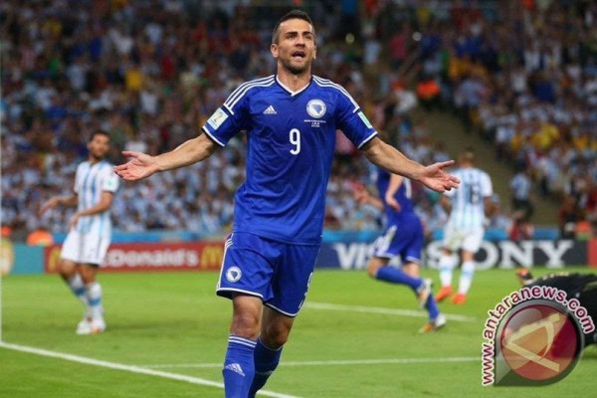 Kualifikasi Piala Dunia 2018 - Bosnia Pangkas Jarak ke Puncak Grup H