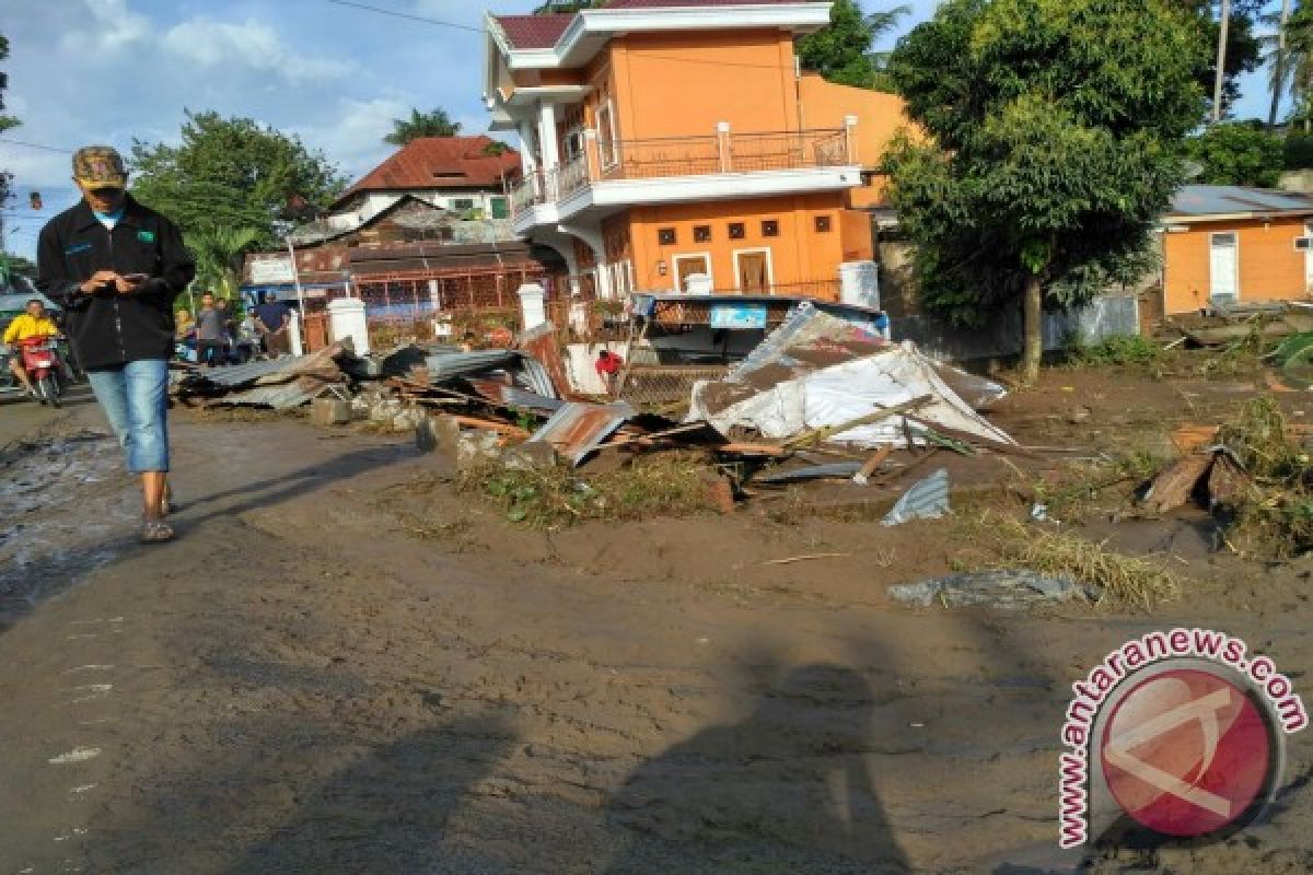 Jalan Tapian Pasca Banjir