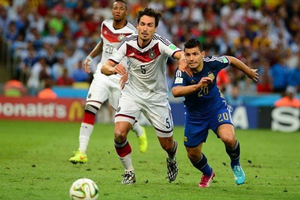 Hummels sebut Jerman bermain angkuh saat mengalahkan Azerbaijan