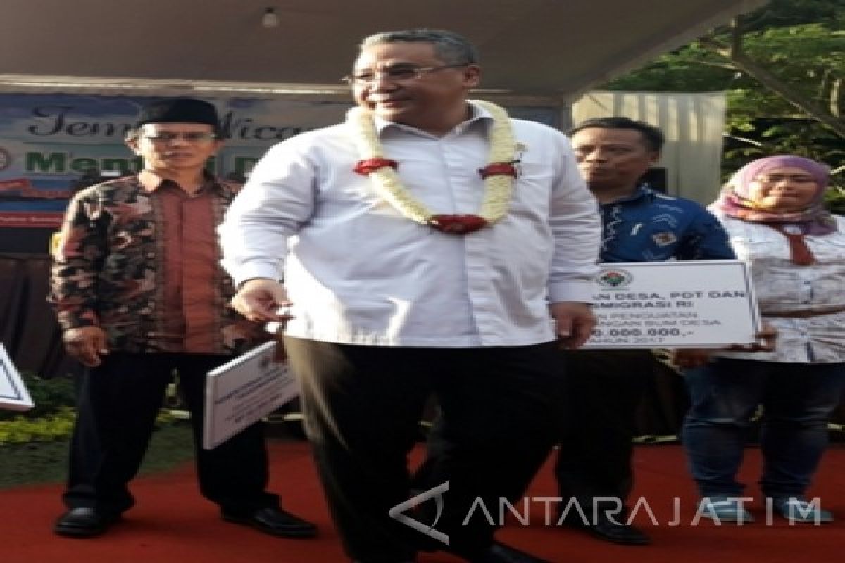 Mendes PDTT Apresiasi Embung Desa Manfaatkan Dana Desa