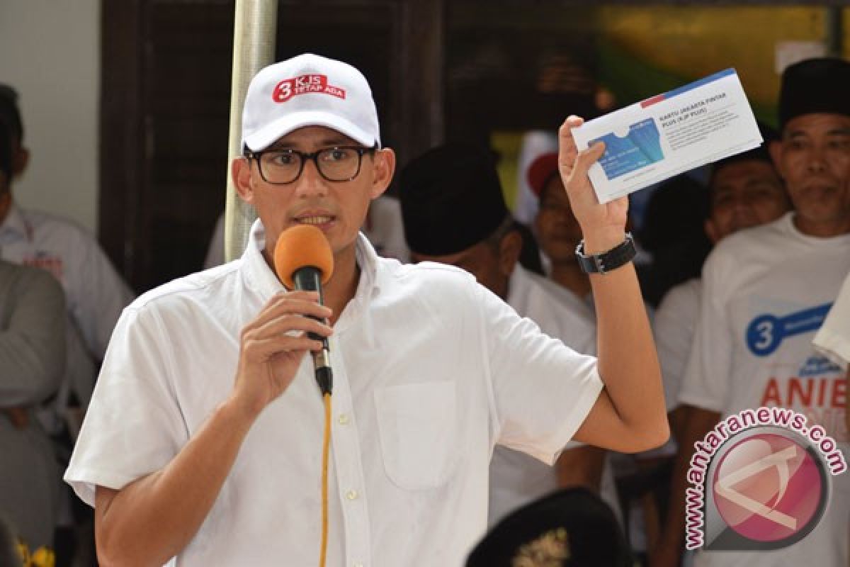 Sandiaga nonton Persija-Timnas U-22 di Stadion Patriot Bekasi