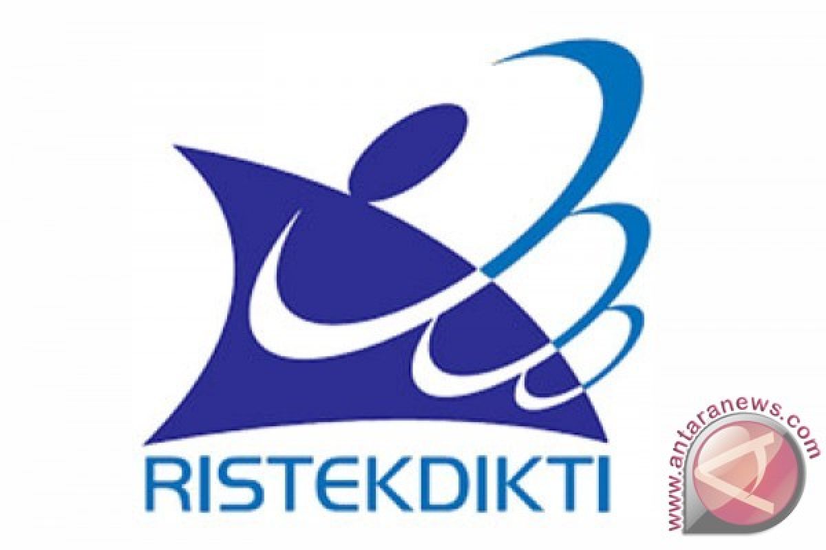 Kemristekdikti minta tenaga kependidikan tidak jadi dosen