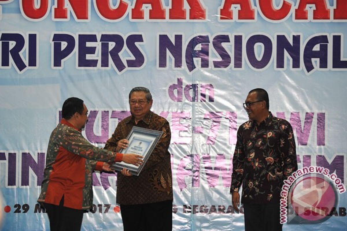 Yudhoyono ingatkan media tak penggal pernyataan narasumber