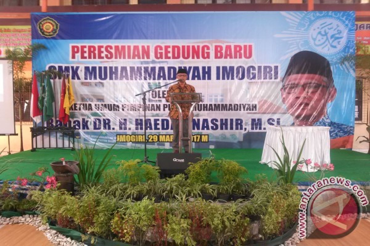 Haedar apresiasi prestasi pendidikan SMK Muhammadiyah Imogiri 