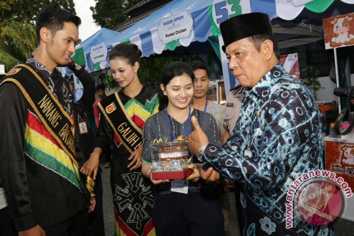 Jempol Gubernur Sahbirin Untuk Bank Kalsel