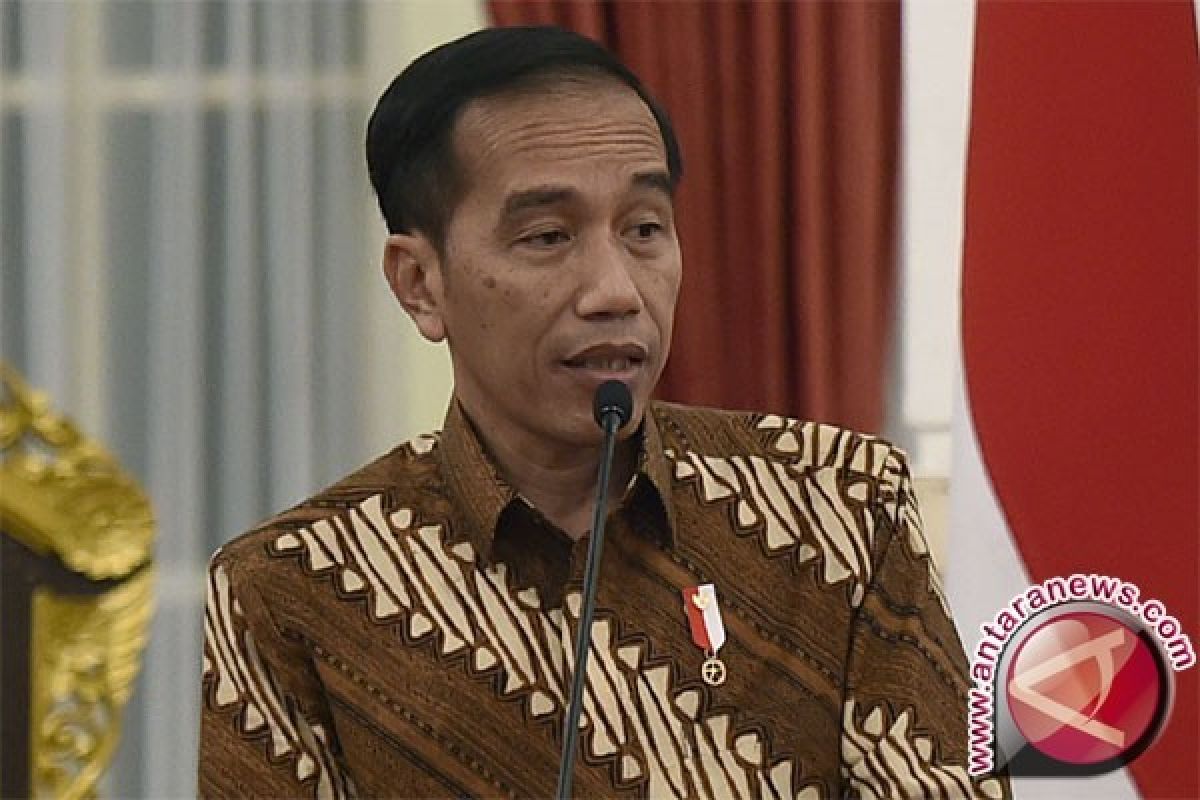 Presiden Jokowi terima panitia seleksi hakim MK
