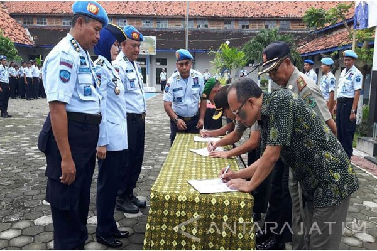 Bapas-Lapas Pamekasan Berkomitmen Berantas Pungli dan Narkoba