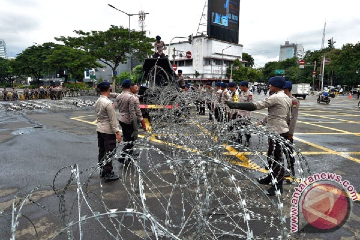 Terkait aksi 313, jalan sekitar istana ditutup