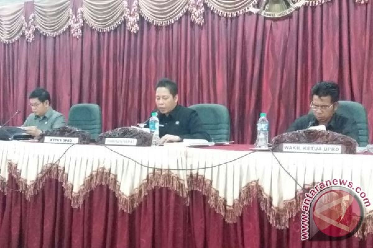 Kepala Daerah Wajib Sampaikan LKPj ke DPRD