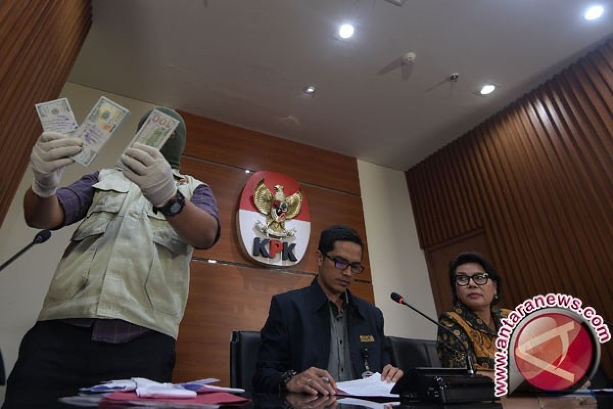 KPK duga Setnov lakukan pencucian uang