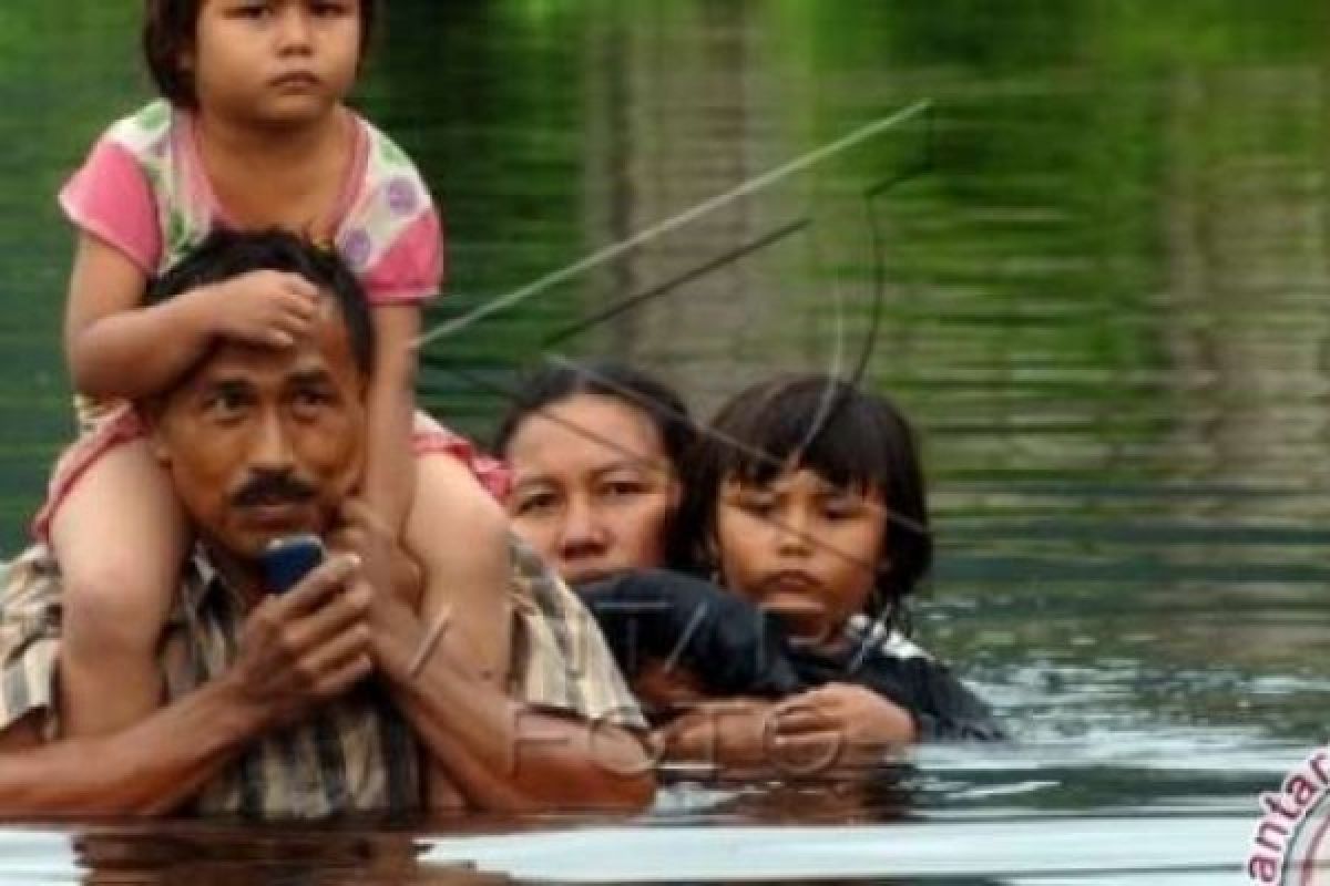 39 Ton Beras Telah Disalurkan KPBD Inhu Untuk Korban Banjir