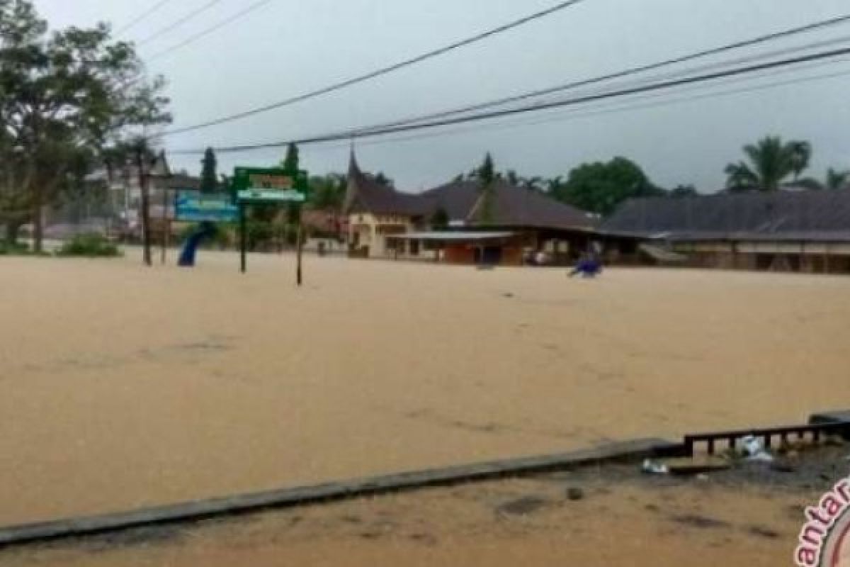 Banjir Landa Kabupaten Limapuluh Kota