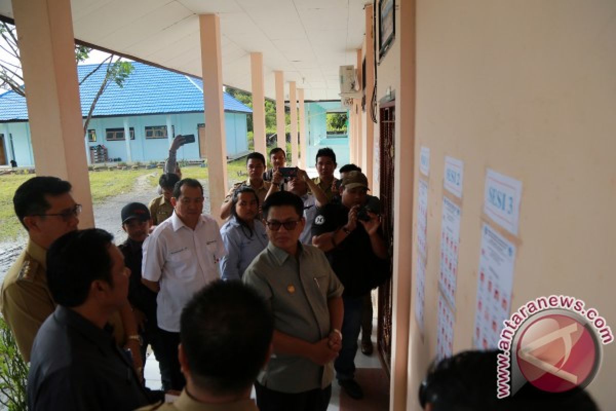 Gubernur Yakin Tingkat Kelulusan Tahun Ini Lebih Baik--Monitoring di Malinau, Pastikan UN di Kaltara Lancar