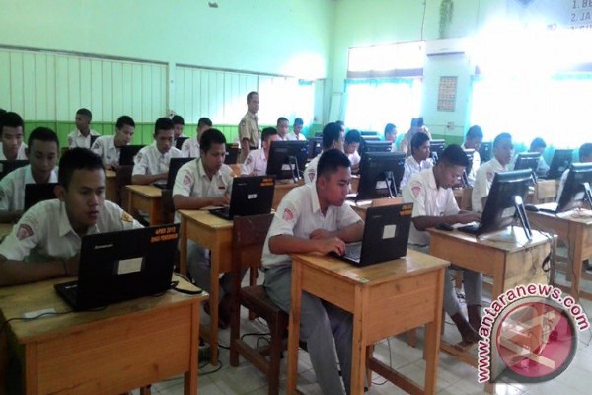 UN SMKN  Loksado Terkendala Jaringan