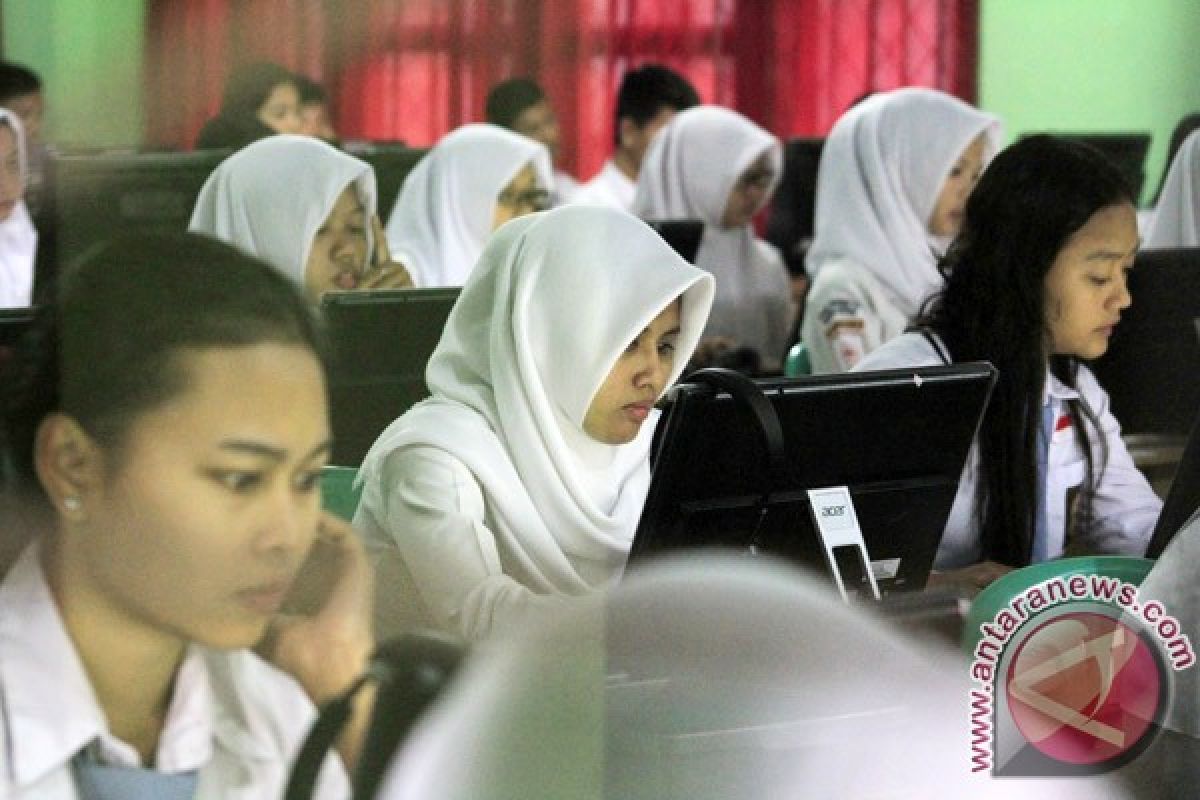 30.210 Siswa SMK Provinsi Lampung Ikuti UNBK  