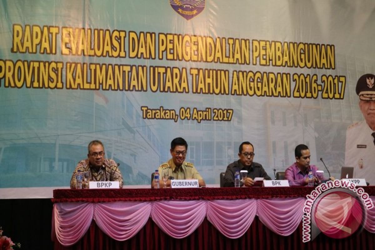 Gubernur Tekankan Kontinuitas Pembangunan--Pertama Kalinya, Pemprov Kaltara Menggelar Rapat Evaluasi dan Pengendalian