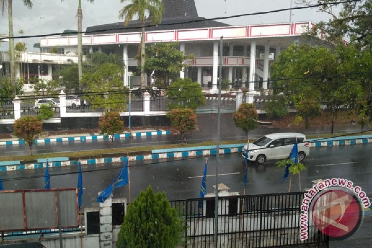 Waspadai Hujan Disertai Petir Di Bengkulu