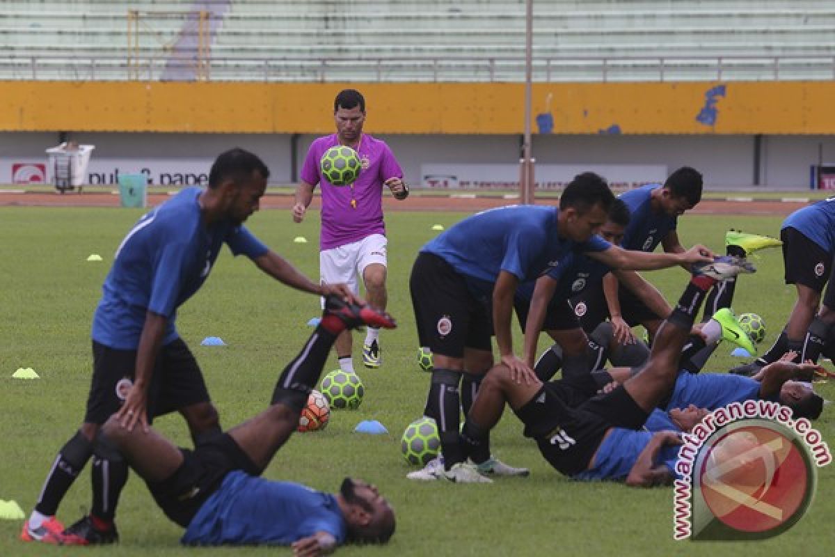 Sriwijaya FC tinggalkan enam pemain lawan Persela