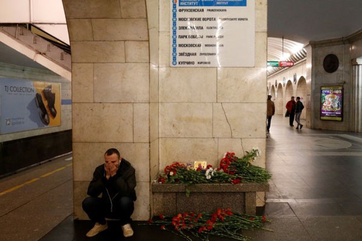 Satu kelompok mengaku lakukan aksi bom metro Rusia