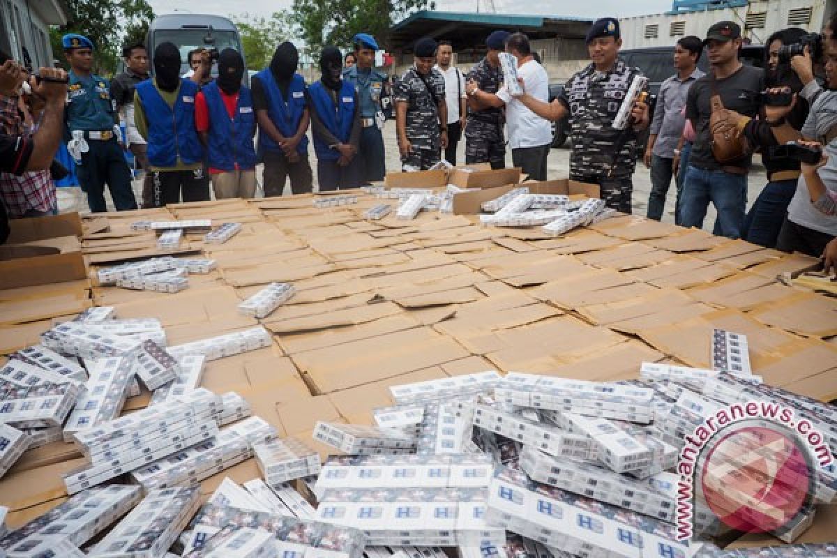 Penyelundupan rokok noncukai di Batam libatkan sindikat besar