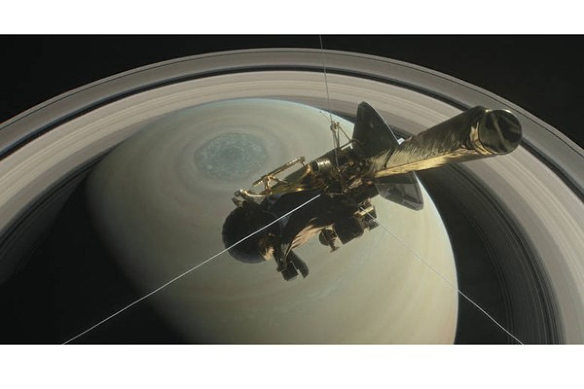 Cassini akan selami cincin Saturnus di akhir misi