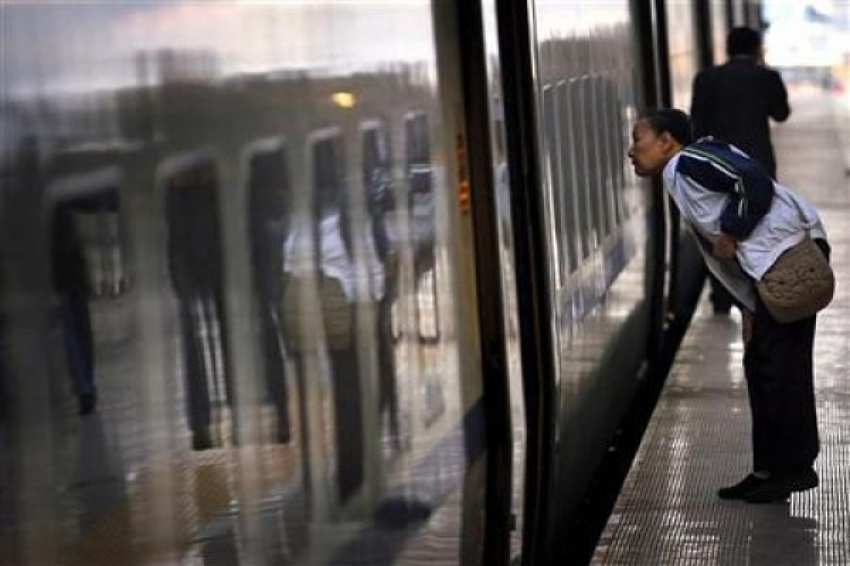 Kereta Api di China angkut 45 juta pemudik "Qingming"