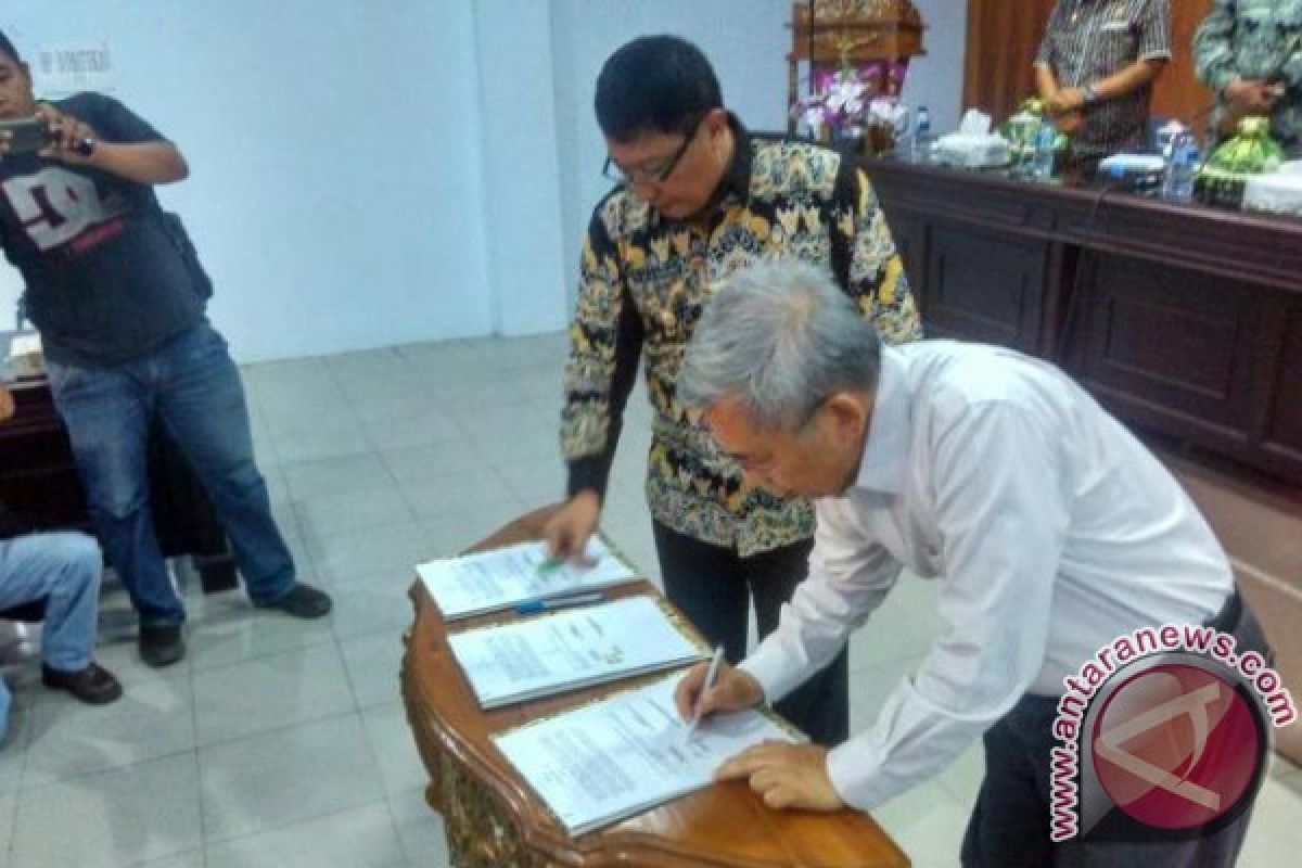 PT.Poso Energy dan Bupati Poso teken MoU Pengembangan Wisata Danau Poso