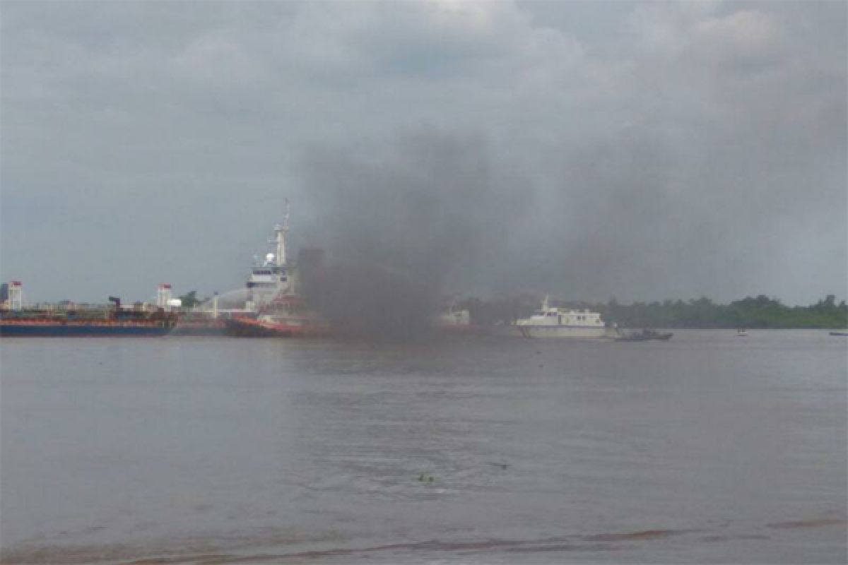 Polisi Selidiki Tabrakan KM Tanker di  Sungai Kapuas 