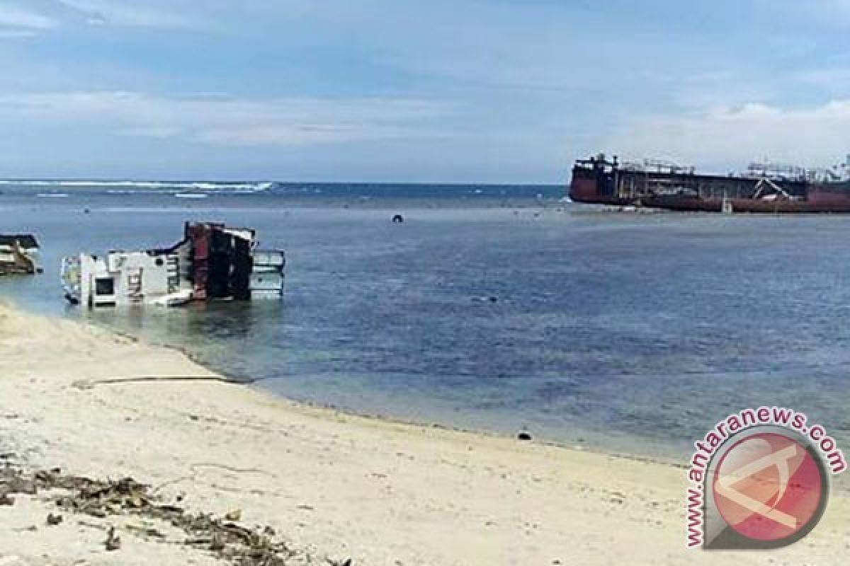 Hentikan Perusakan Karang Kaur Bengkulu