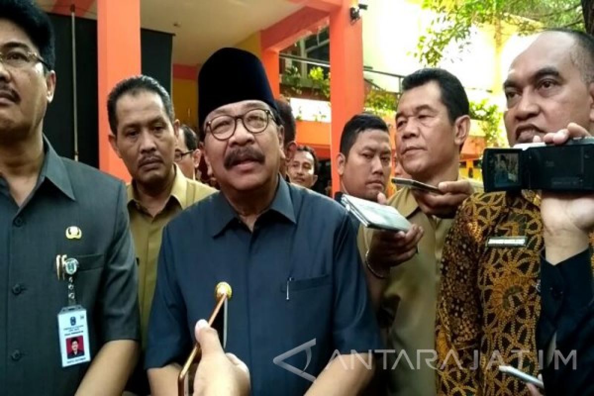 Gubernur Jatim Dorong UNBK SMA 100 Persen (Video)