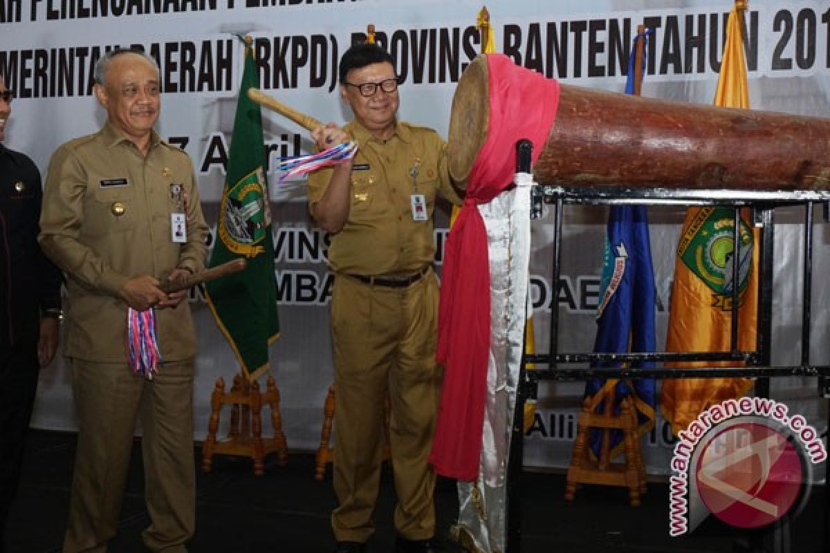 Pelantikan Gubernur Banten tunggu pelantikan KPU Pusat