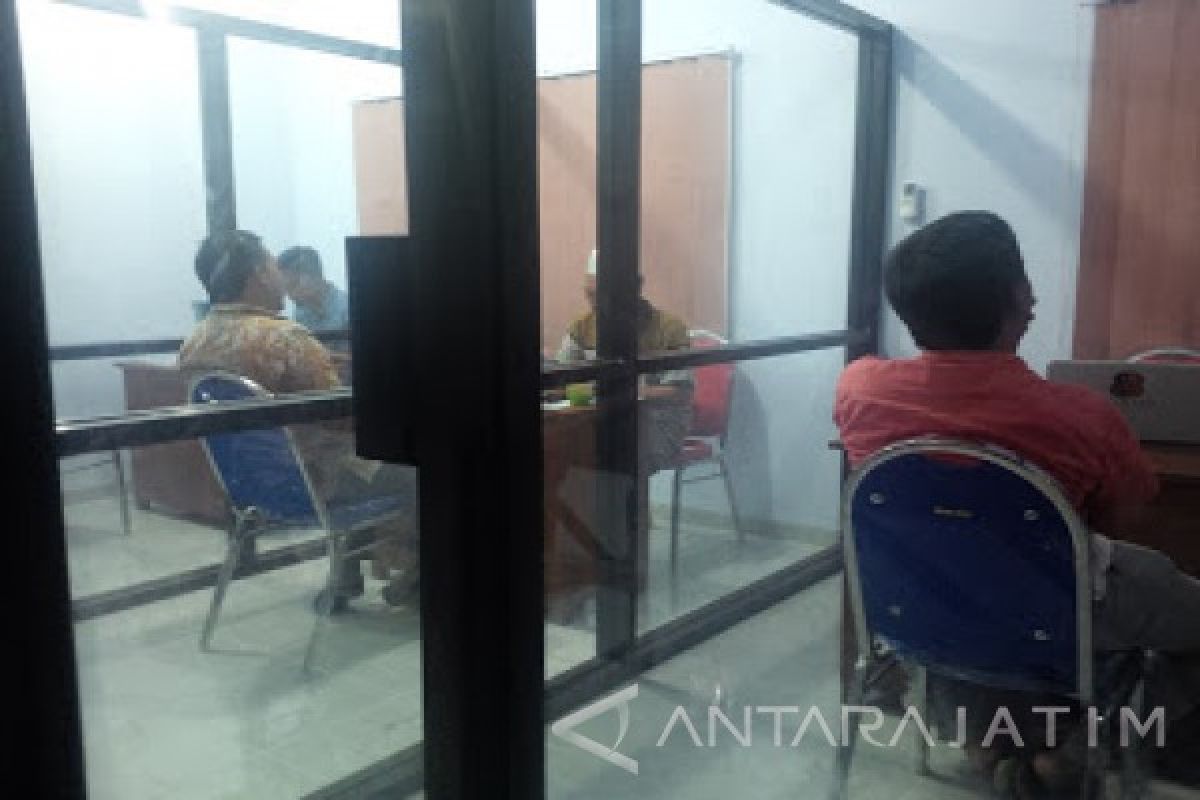 Dua PNS Bangkalan Lakukan Pungli Terjaring OTT