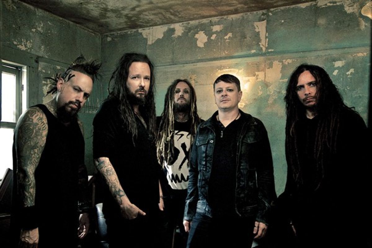 Korn ajak basis 12 tahun anak anggota Metallica ikut tur