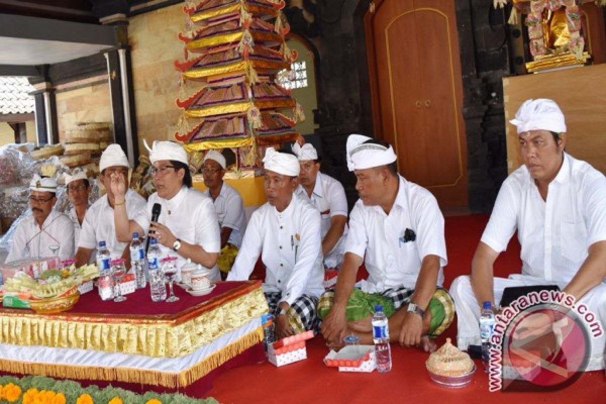 Jalan Banjar Binoh Ditutup Serangkaian Ritual 