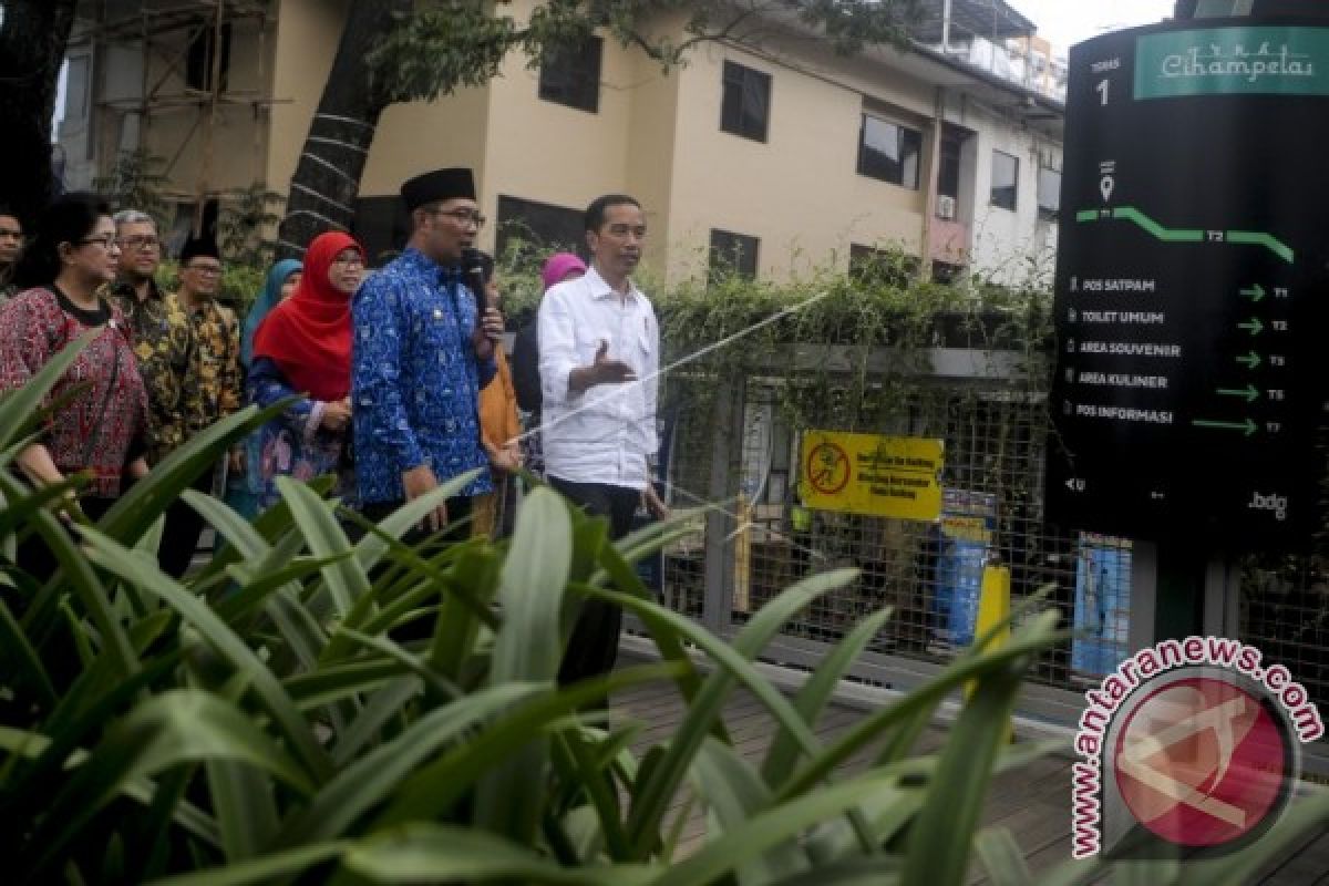 Presiden Tiba di Bandung Awali Kunjungan ke Jabar